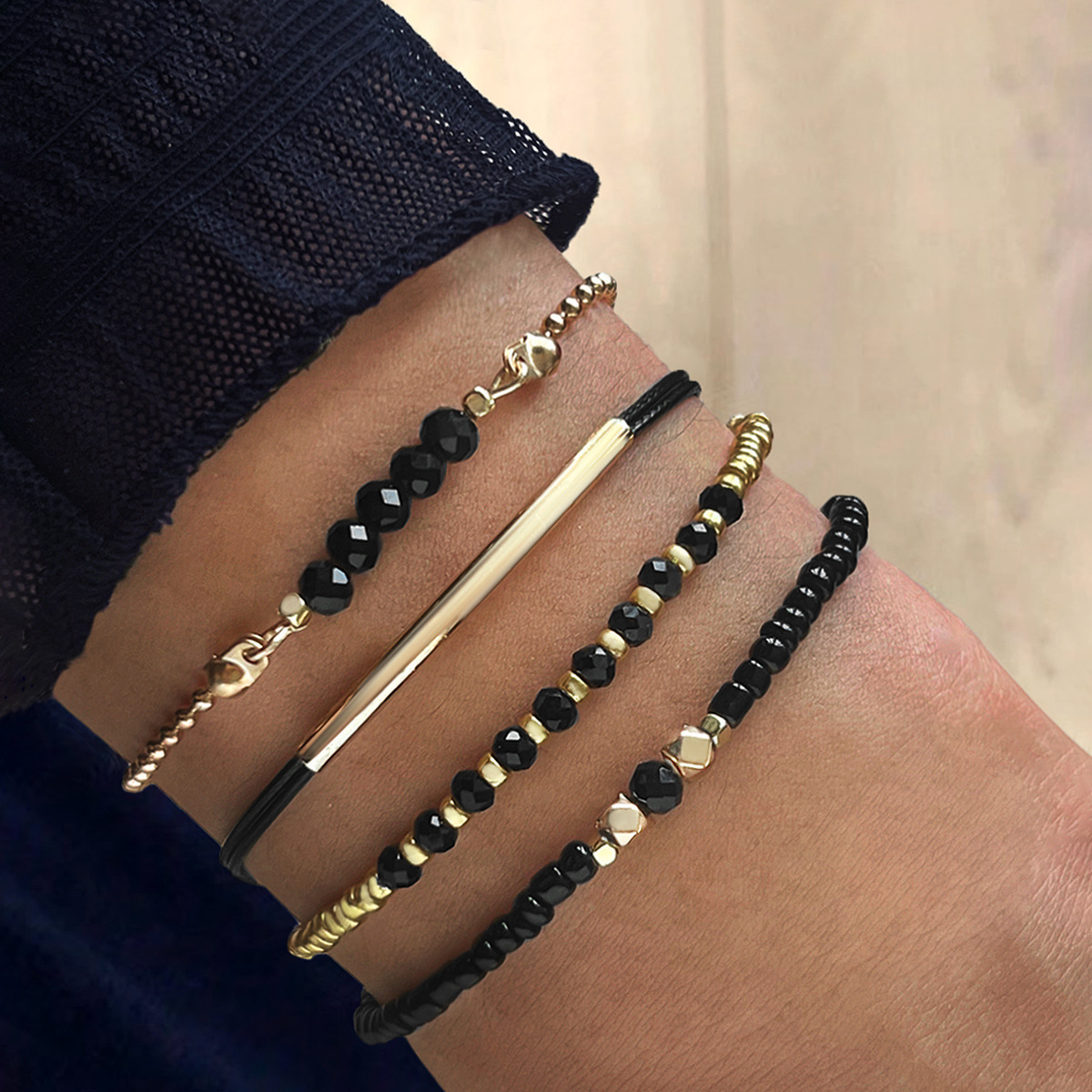 Conjunto de pulseira de pedra  - Black Tin Candle avaliação e preço